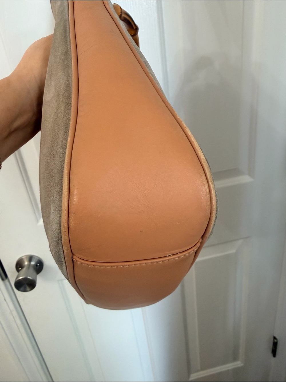 Gucci Suede and Tan Leather Shoulder Bag with Bamboo Handle - Picture 5 of 11